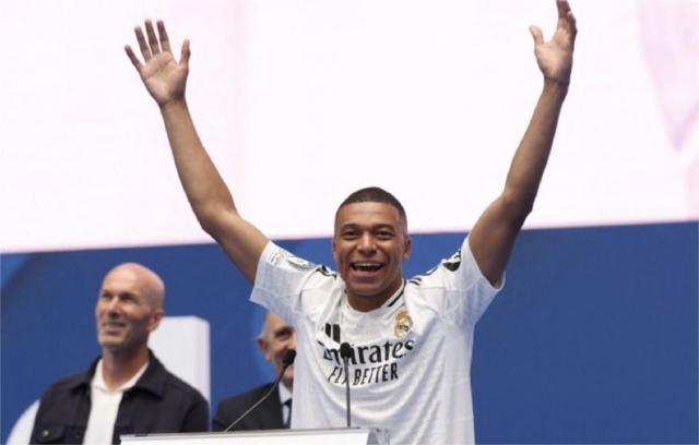 1722089368873047350.jpg 姆巴佩.jpg