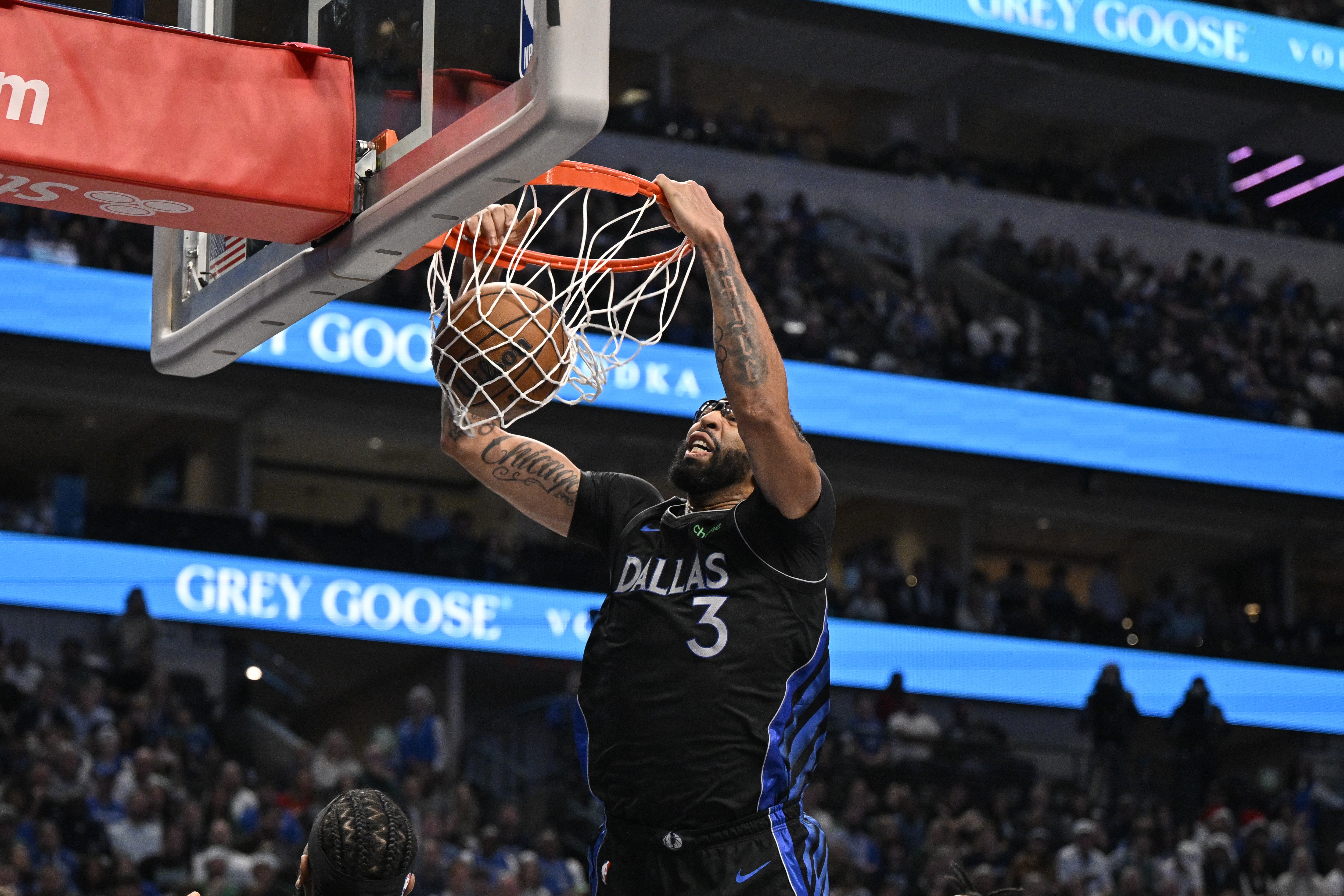 足球-Shams:“摆烂”将是独行侠下半赛季关键词 浓眉有意义征程已结束